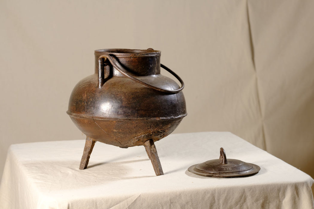 Antique Cast Iron Cooking Pot
